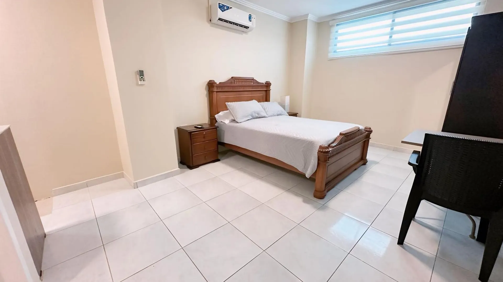 Lodging Ecuador Suites&Rooms Guayaquil