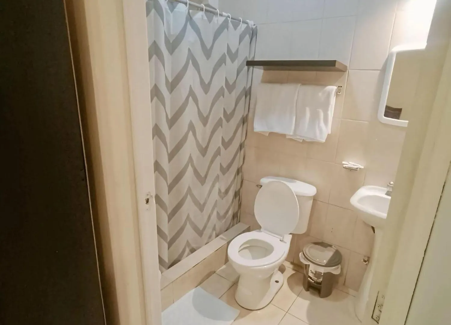 Lodging Ecuador Suites&Rooms Guayaquil Apartamento